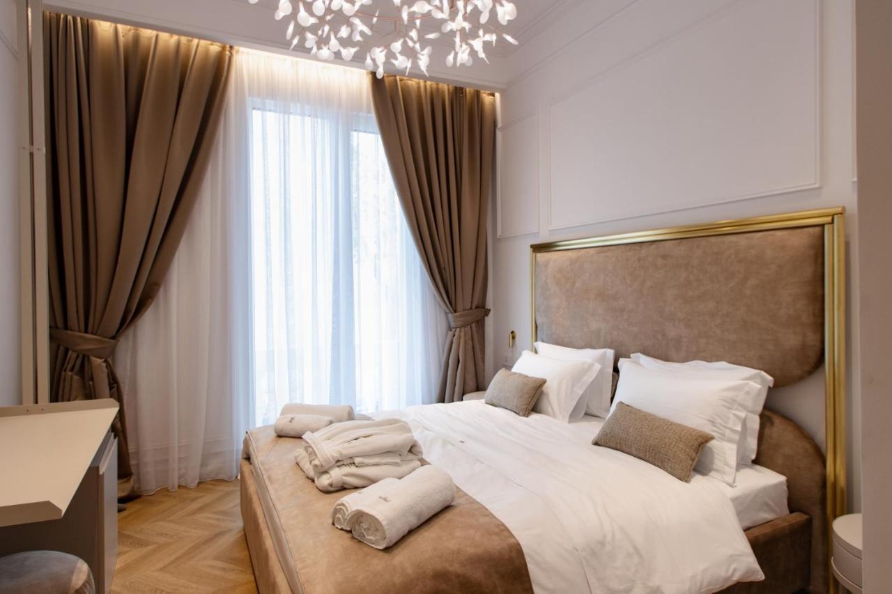 The Crown Boutique Hotel & Spa Tirana Bagian luar foto