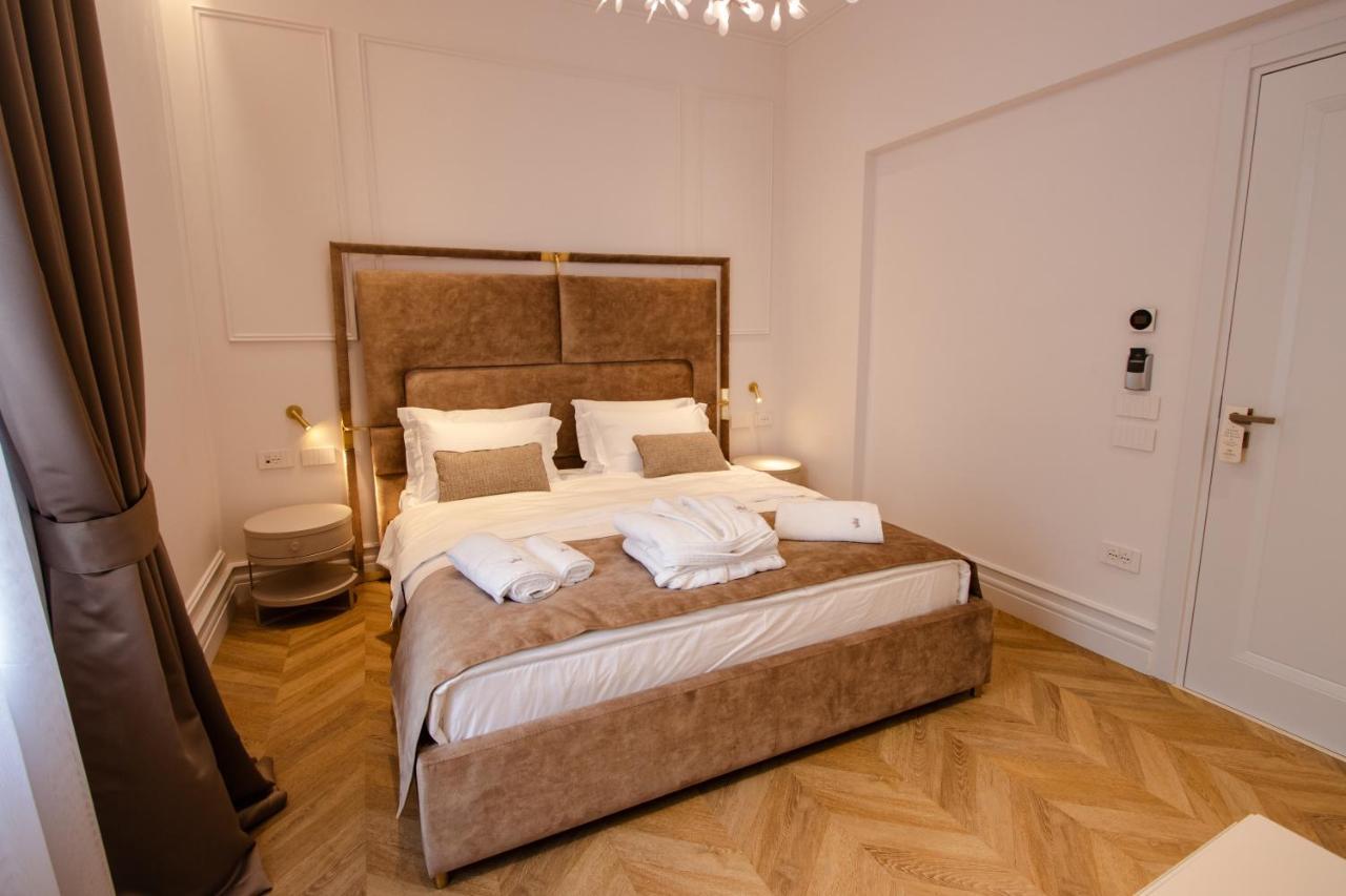 The Crown Boutique Hotel & Spa Tirana Bagian luar foto