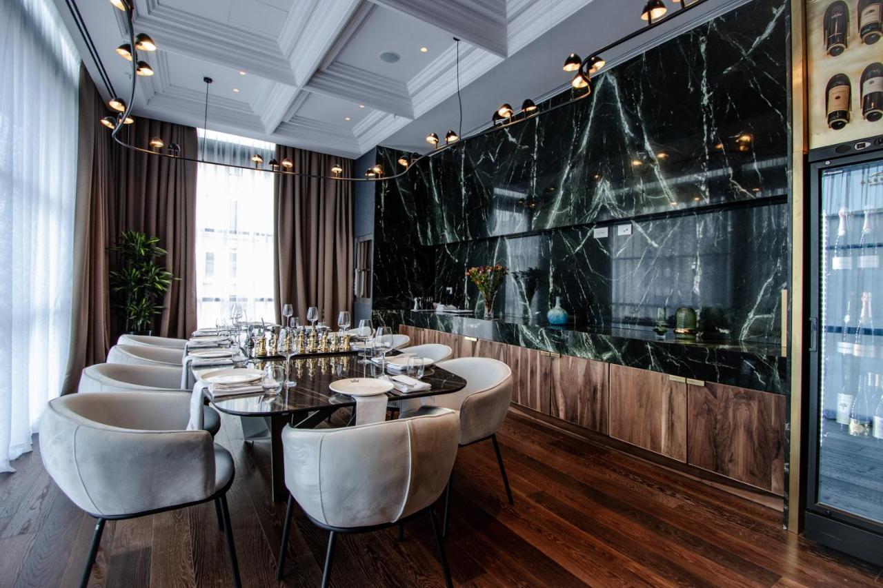 The Crown Boutique Hotel & Spa Tirana Bagian luar foto