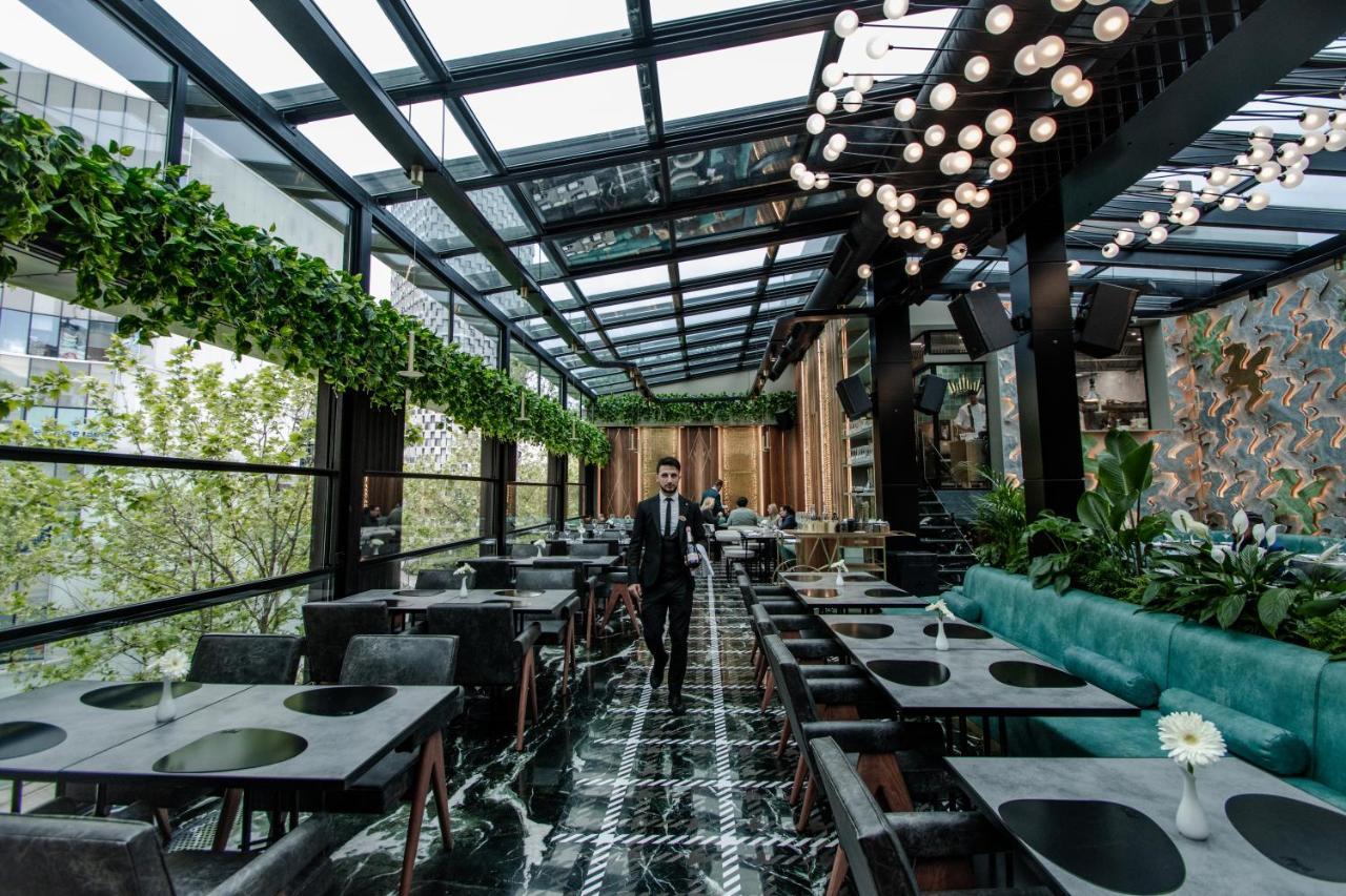 The Crown Boutique Hotel & Spa Tirana Bagian luar foto